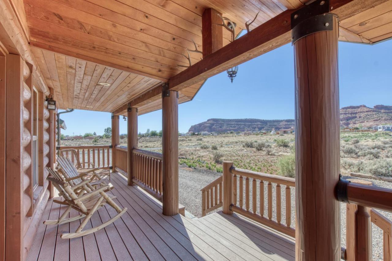 --30 Mins To Zion--Two Cabins W/ Game Room--Bryce/Lake Powell/Grand Canyon Kanab Ngoại thất bức ảnh